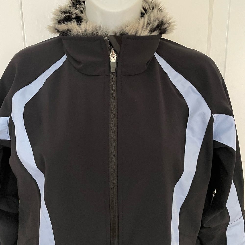 Obermeyer Water Resistant Soft Shell Jacket - Picture 3 of 11